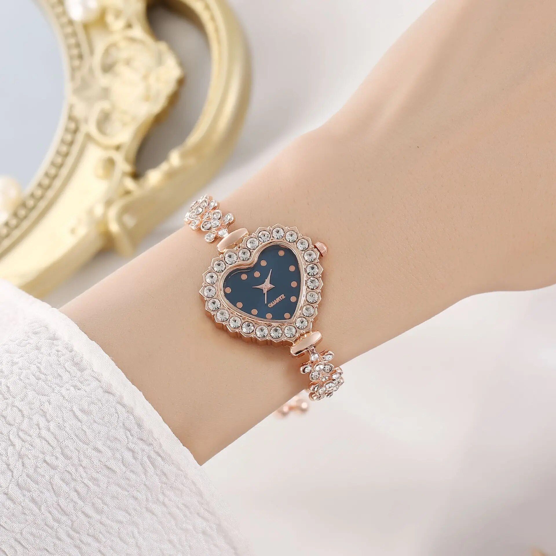 luxury crystal diamond ladies quartz watch luxury crystal diamond ladies quartz watch