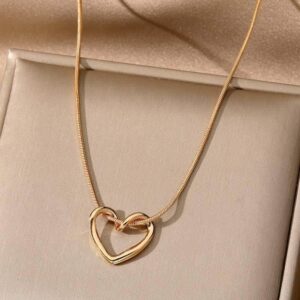 chic hollow heart pendant necklace